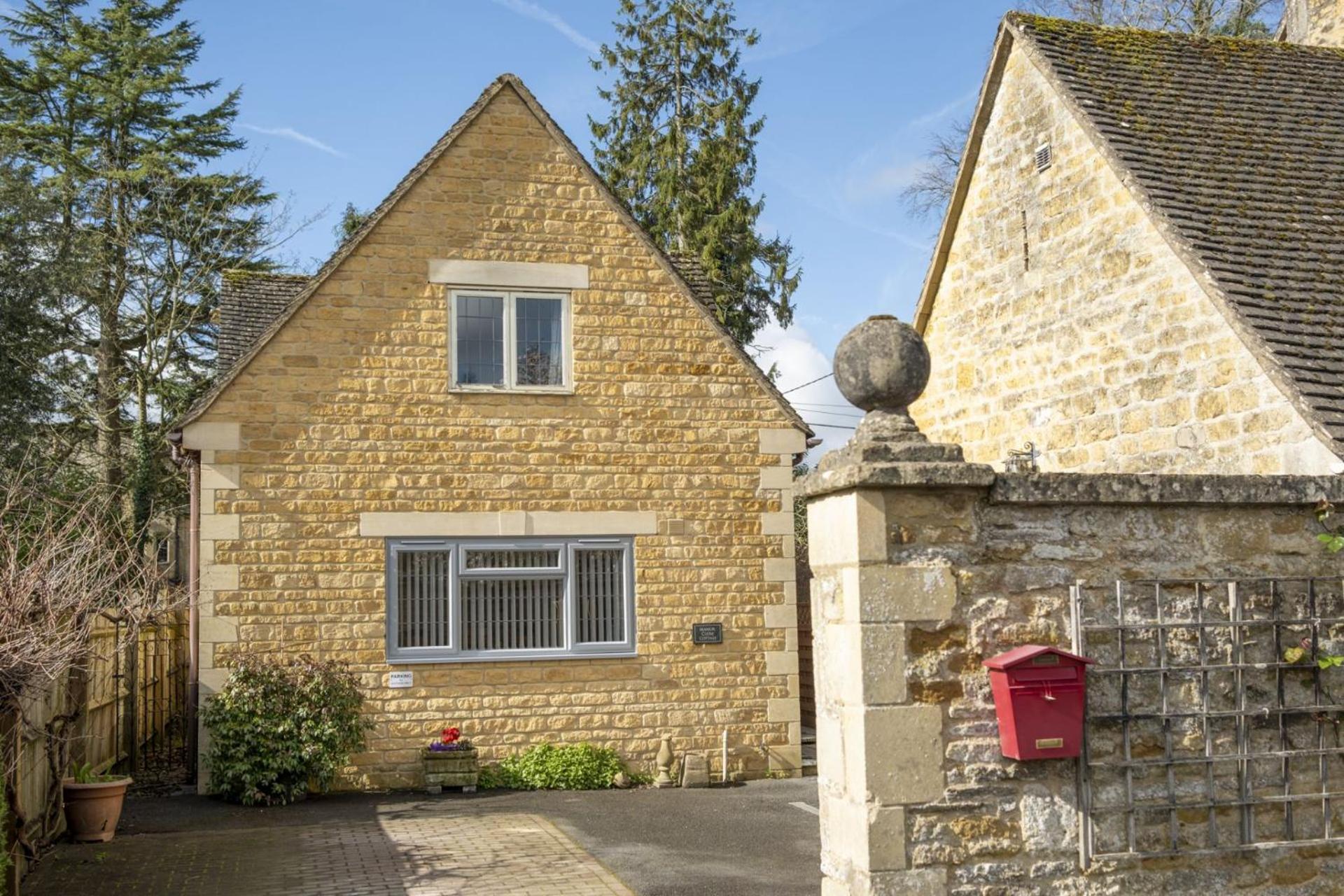 Manor Close Cottage 水上伯顿 外观 照片